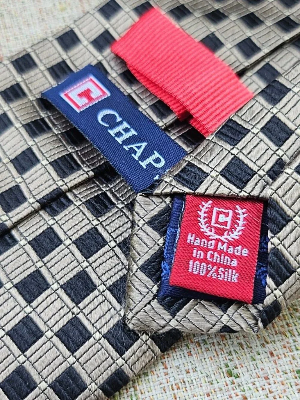 Chaps Men Tie Classic Necktie 100% Silk Brown/Black Tie